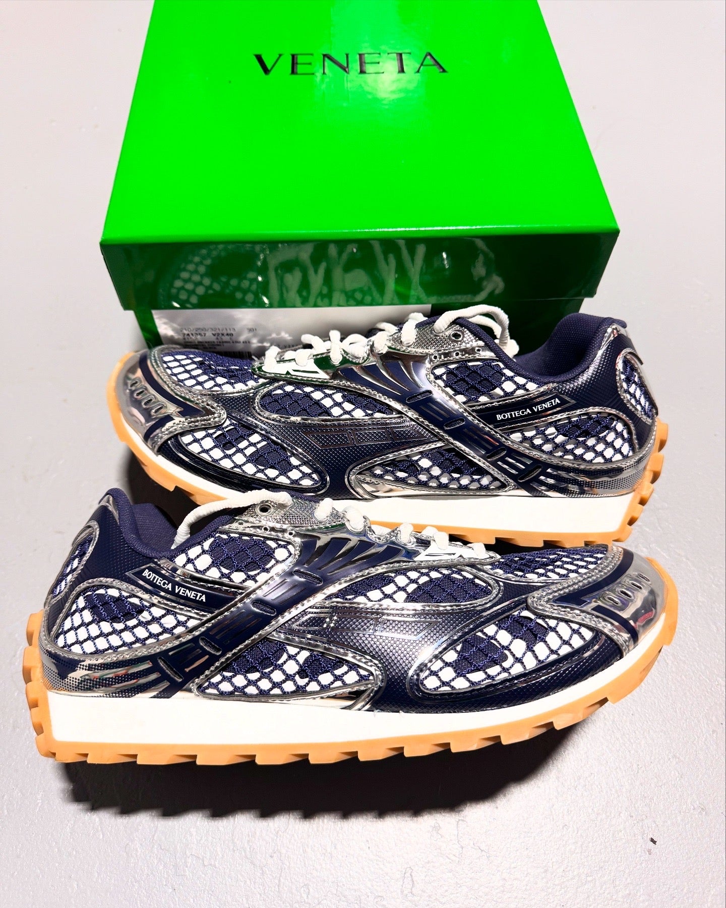 Bottega Veneta Orbits Used